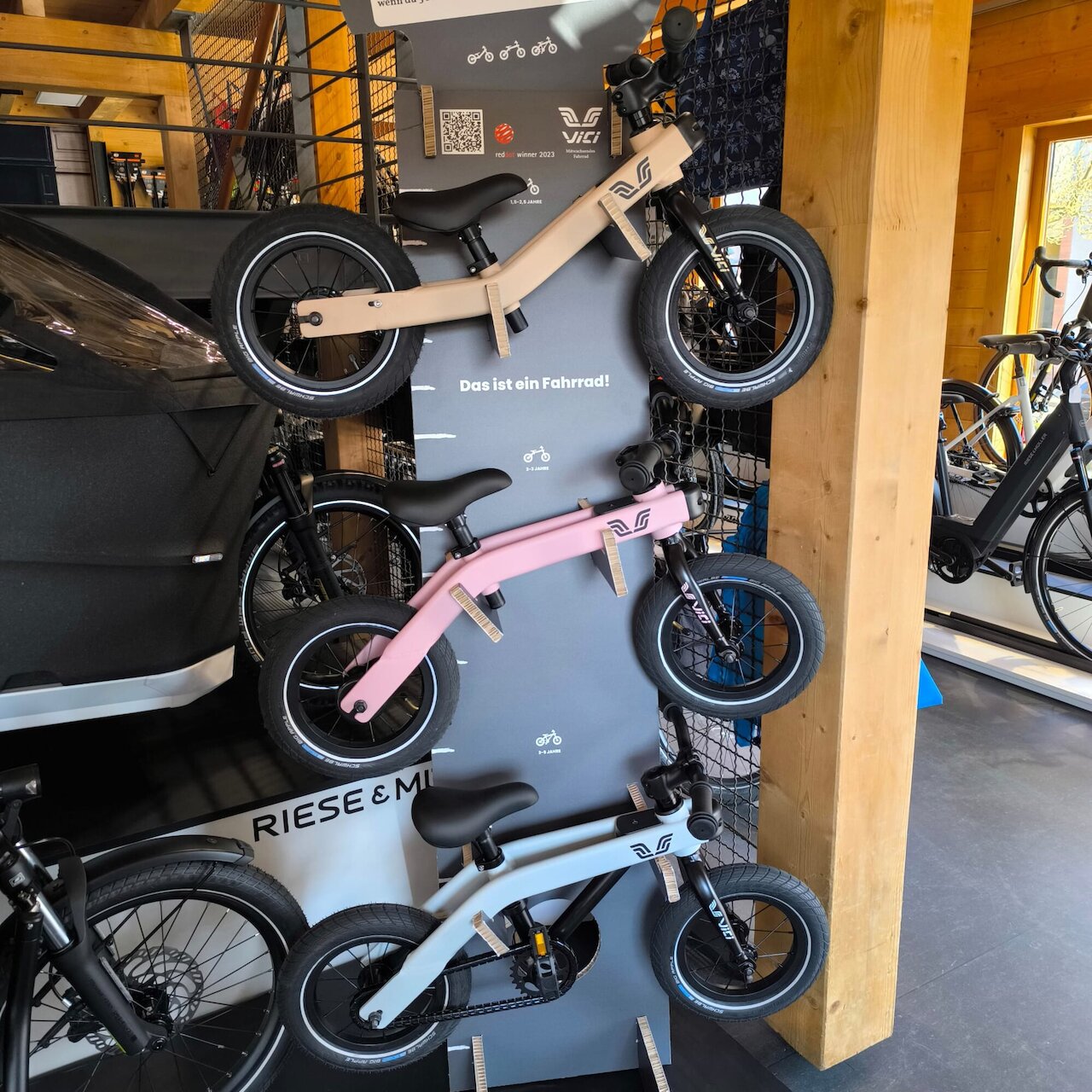 Neu bei uns: das vici.bike 3-in-1 Mitwachsfahrrad! Image 1